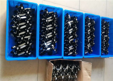 ประเทศจีน ใช้งานง่าย Polyurea Spray Gun ความน่าเชื่อถือสูงสำหรับการพ่นฉนวนกันความร้อนจากภายนอก ผู้ผลิต